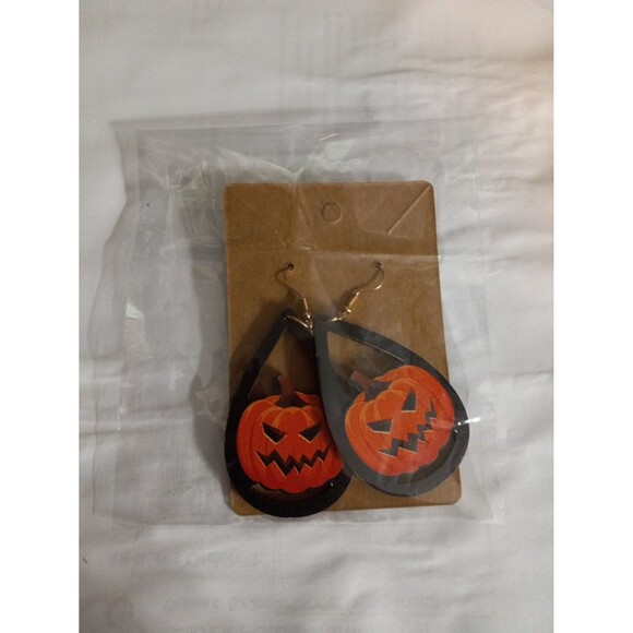 Halloween Dangle Earrings Jack-O-Lanterns Wooden 3 Inch Drop x 1.5 Inches Wide - Picture 5 of 5